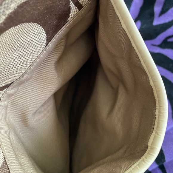 Coach crossbody pre loved - Picture 8 of 11